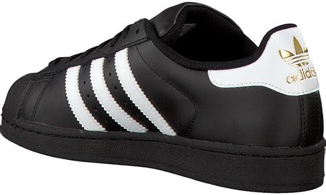 adidas superstar zwart omoda|Zwarte adidas Superstar sneakers kopen .